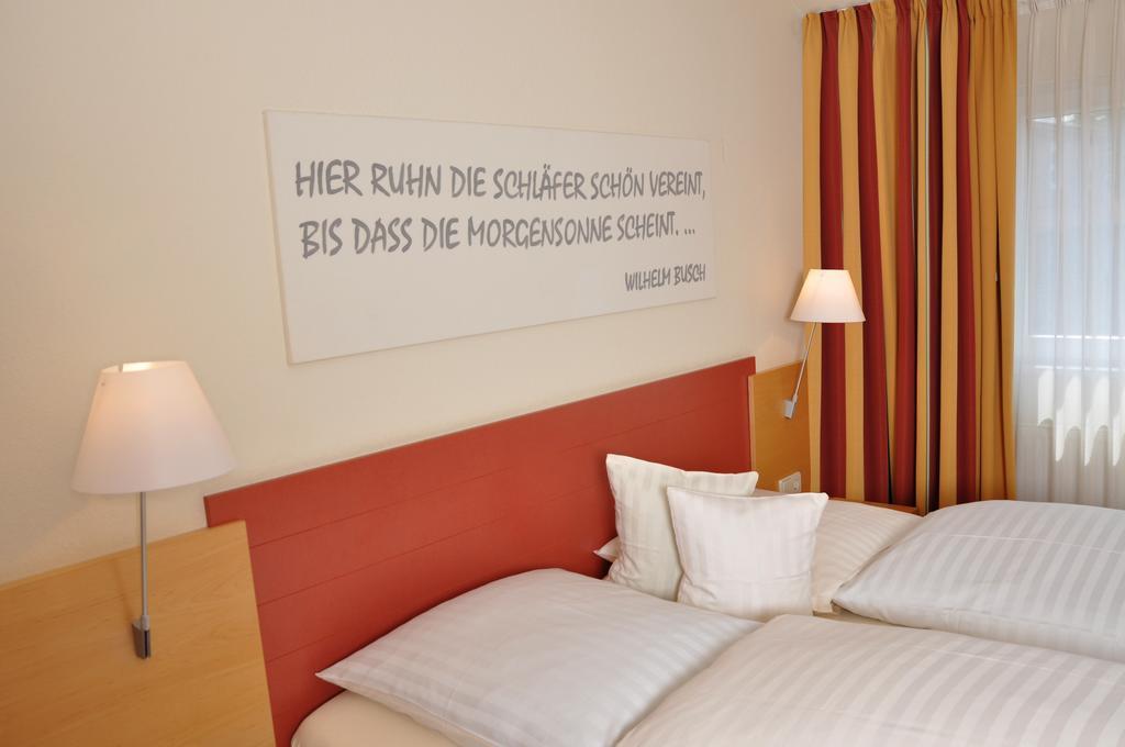 Romantik Hotel Schmiedegasthaus Gehrke Bad Nenndorf Exterior photo